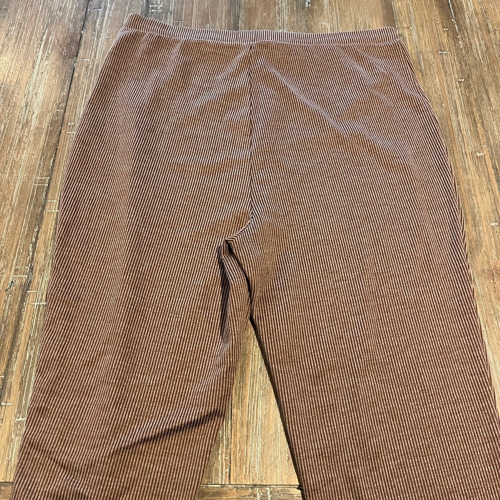 Colsie Ribbed Flare Pants - Picture 4 of 4